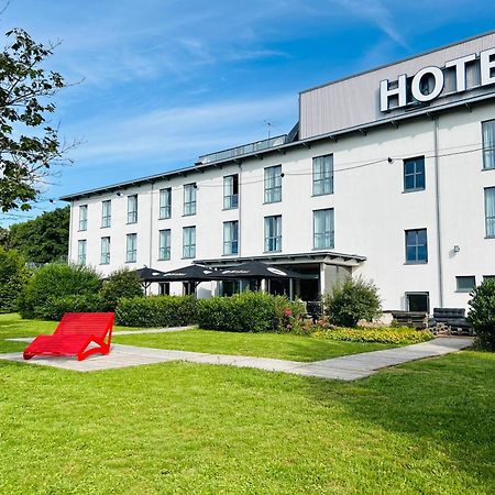 Airea Hotel 布伦 外观 照片
