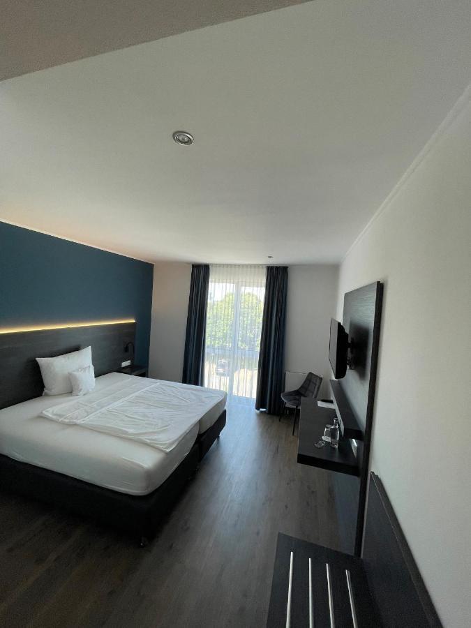 Airea Hotel 布伦 外观 照片