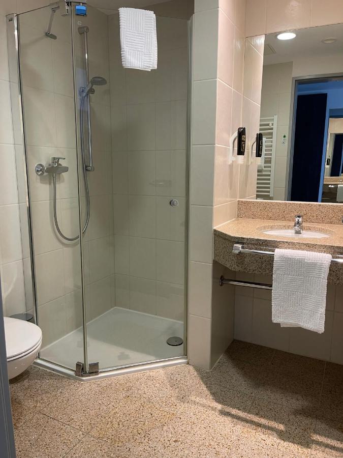 Airea Hotel 布伦 外观 照片