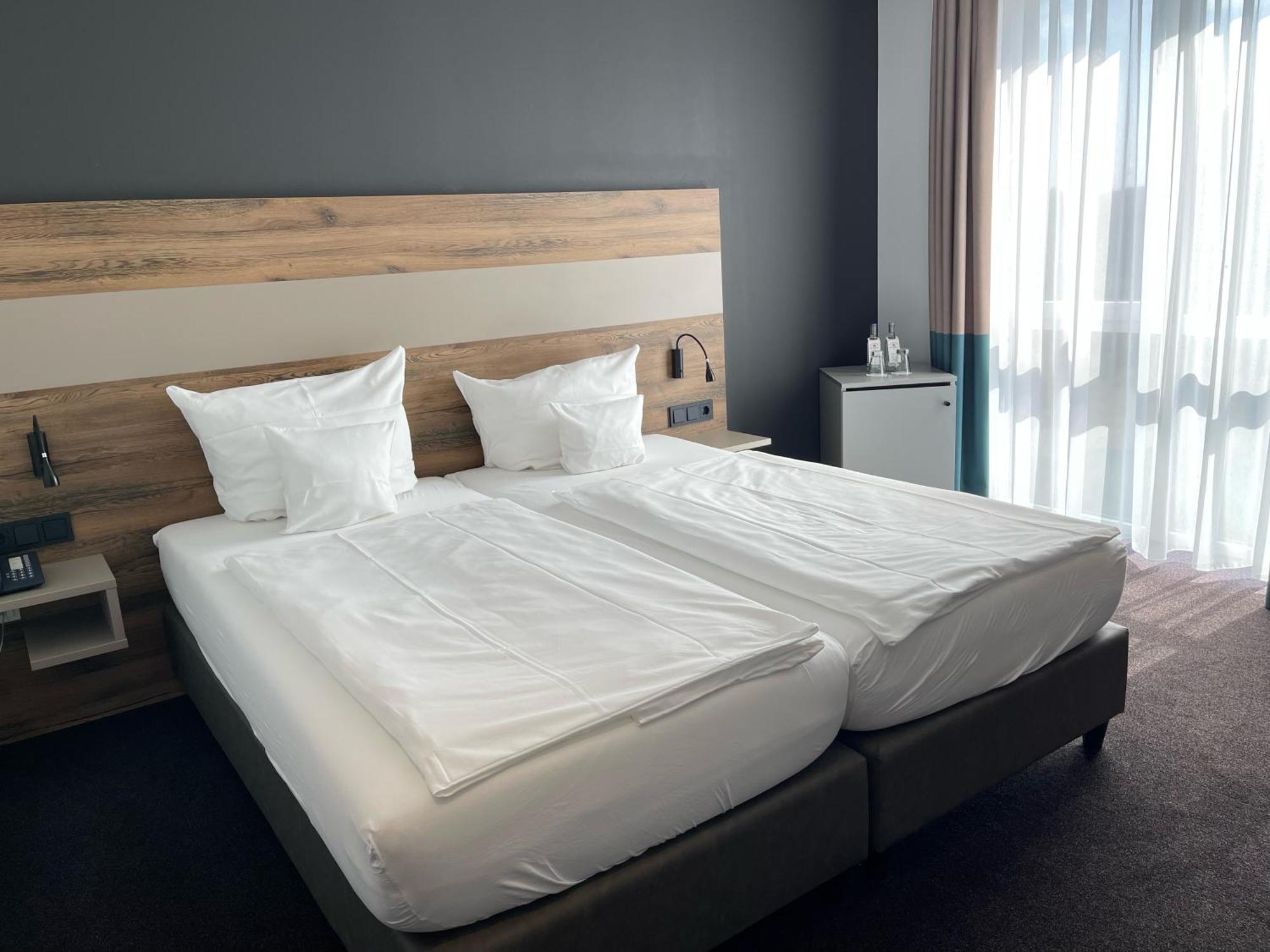 Airea Hotel 布伦 外观 照片